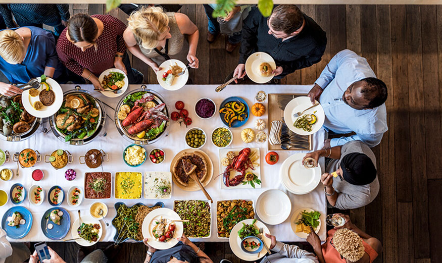 Buffet de la Fête des Voisins.